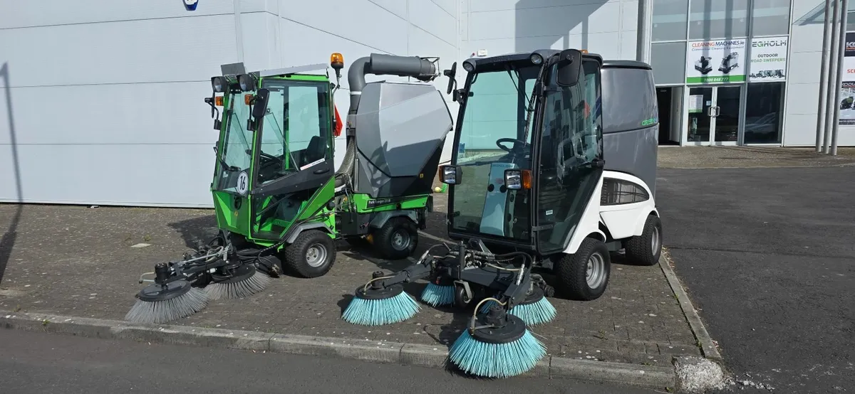 🚜 Egholm Sweepers – Compact, Powerful - Image 1