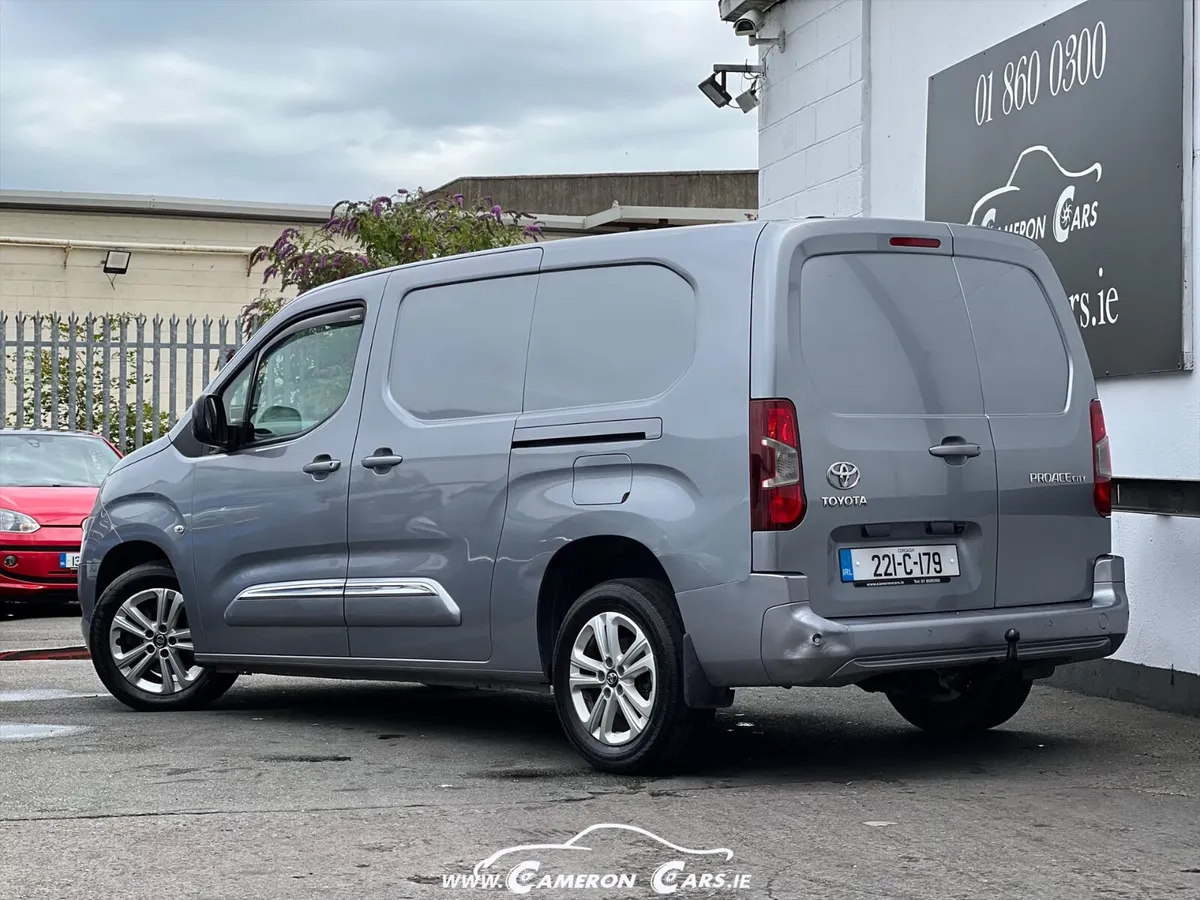 TOYOTA PROACE CITY XL LONG DOUBLE SLIDE **NO VAT** - Image 3