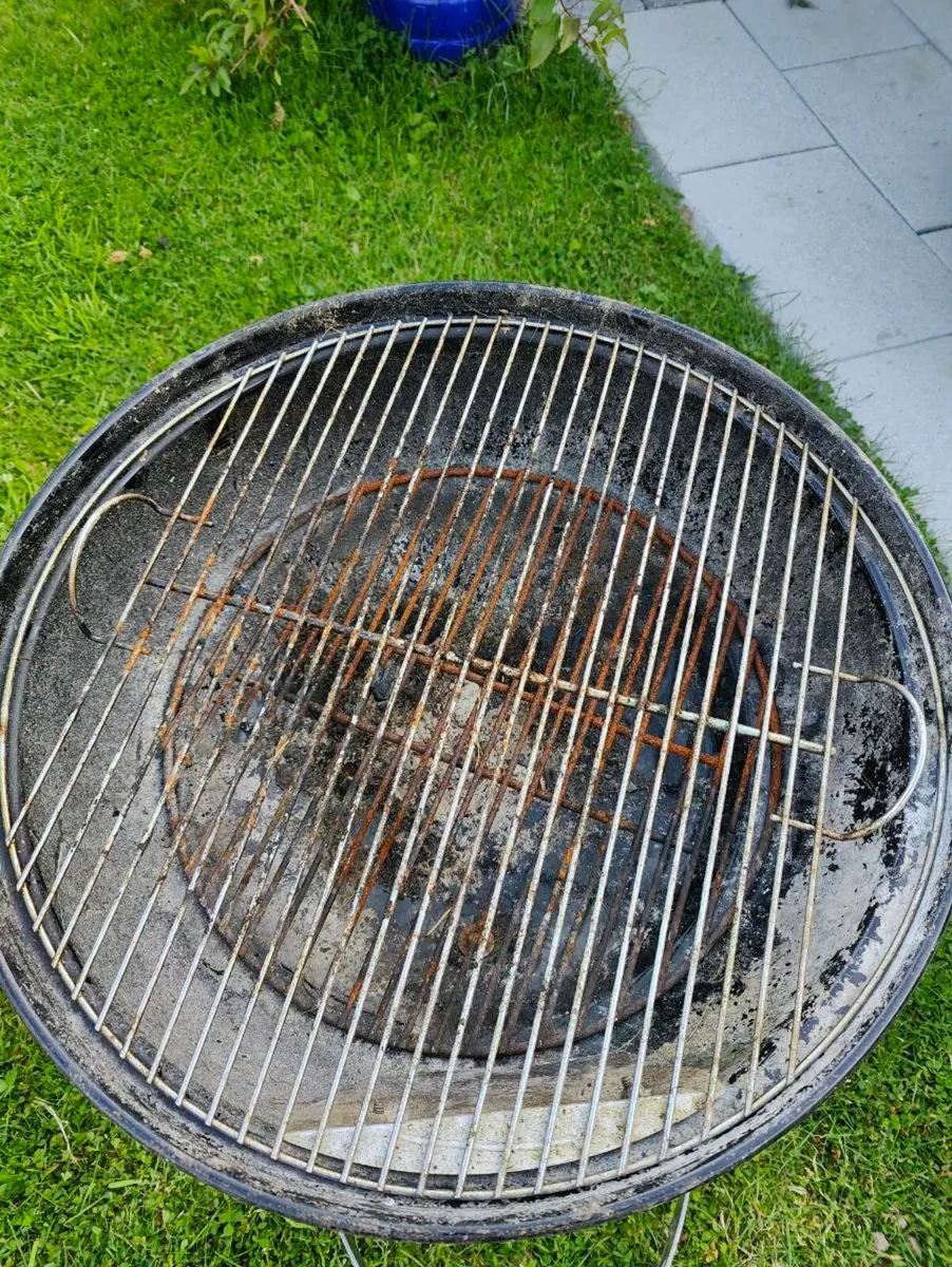 Weber charcoal BBQ - Image 3