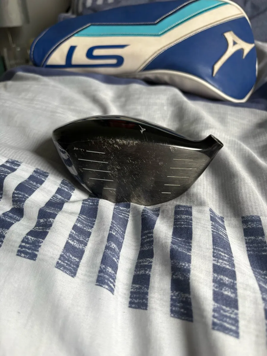 Mizuno stz driver HEAD ONLY - Image 2
