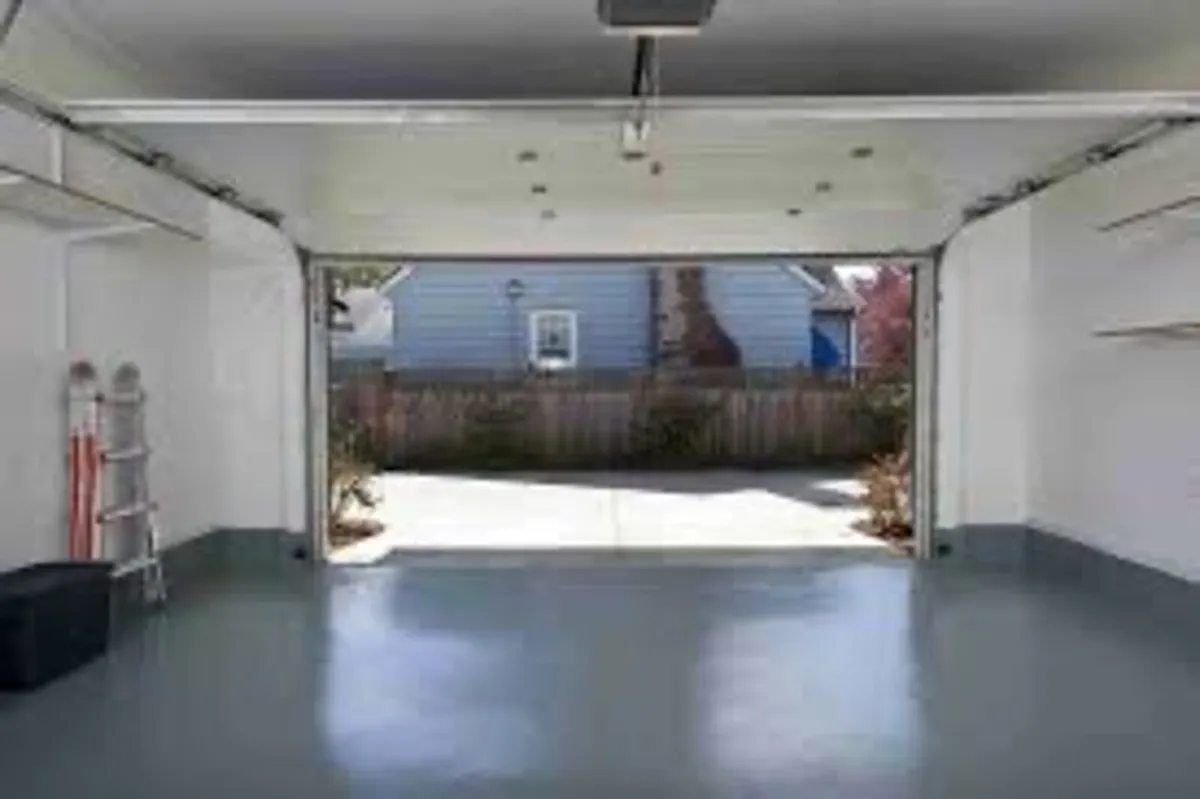 Floor paint - Image 1