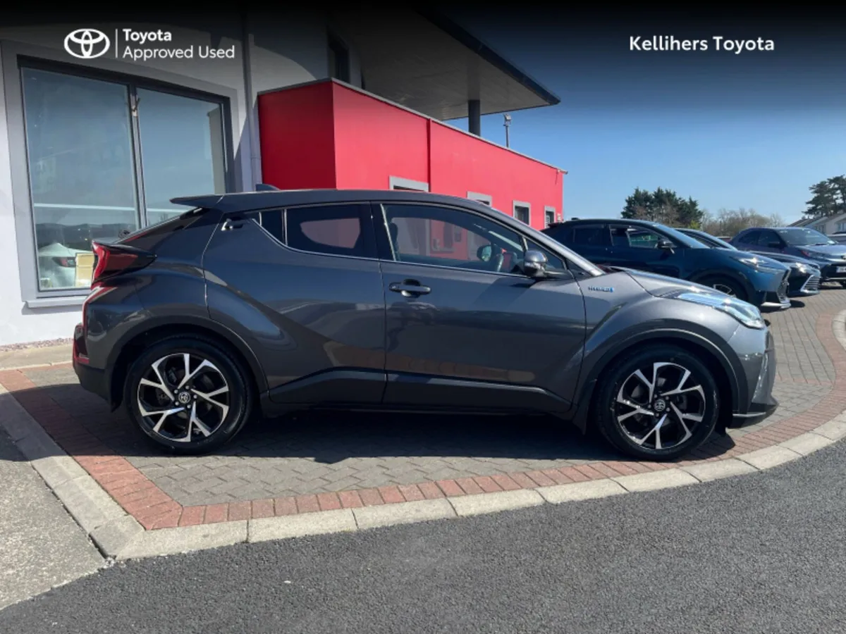Toyota C-HR HYBRID ELECTRIC SPORT - Image 3