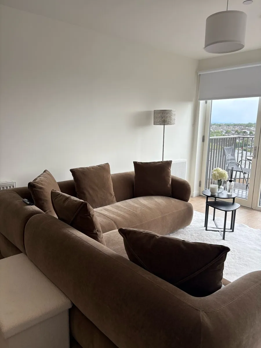 L-Shaped Sofa - Image 4