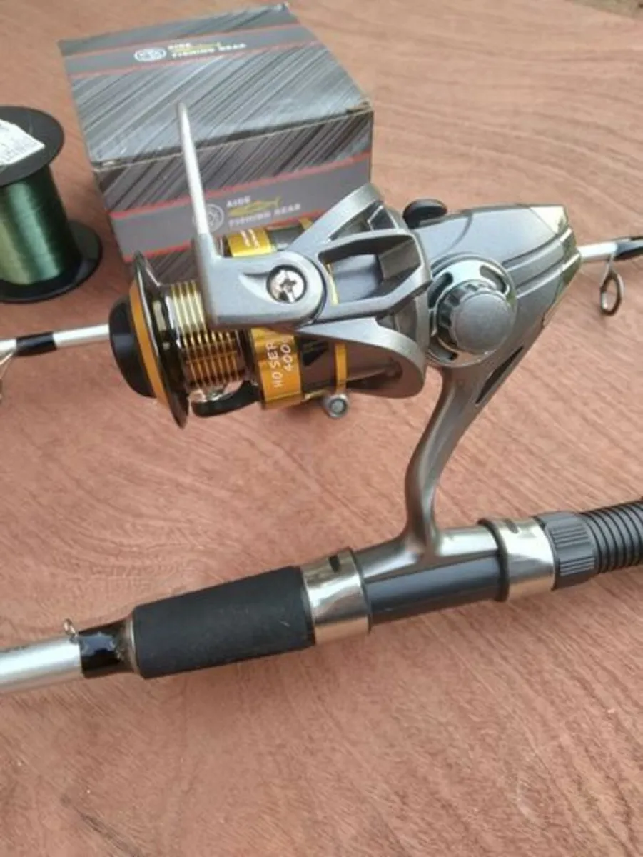 Fishing Spinning Combo 8ft/2.40m - Image 1
