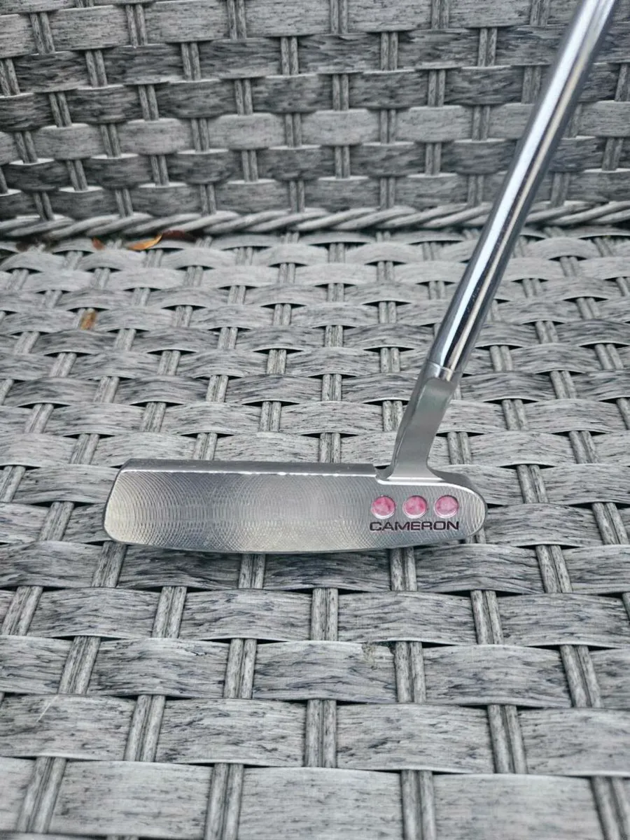 Scotty Cameron Newport 1.5 putter - Image 3