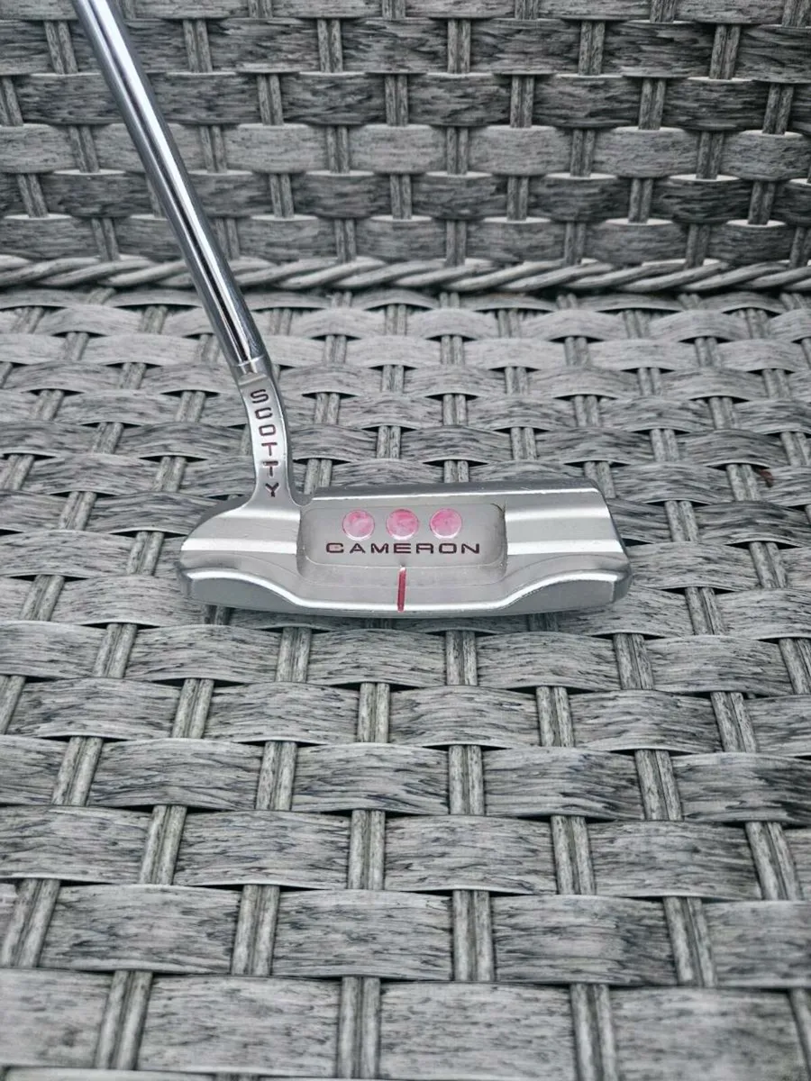Scotty Cameron Newport 1.5 putter - Image 4
