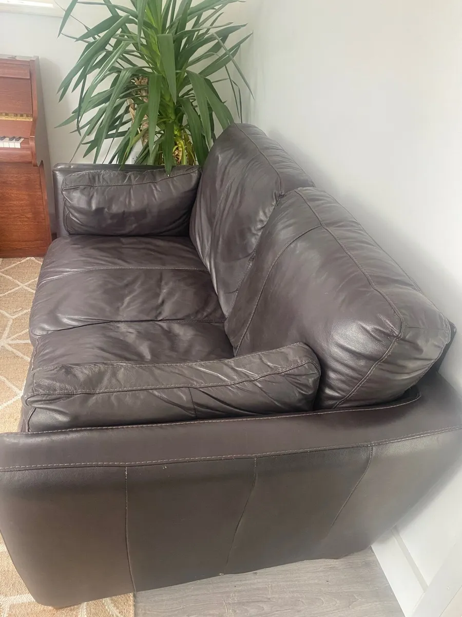 3 & 4 seater Sofas - Image 1