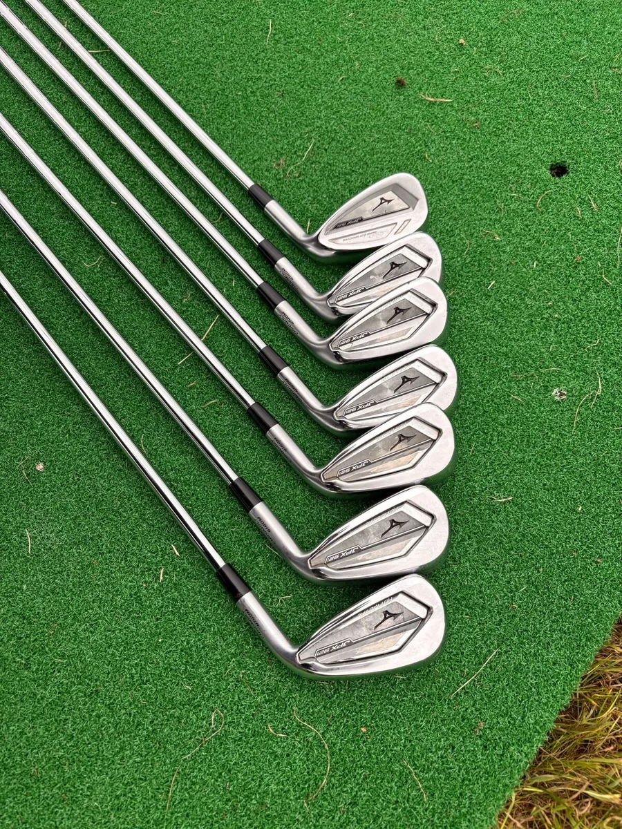 Mizuno JPX 921 Hot Metal - Image 1