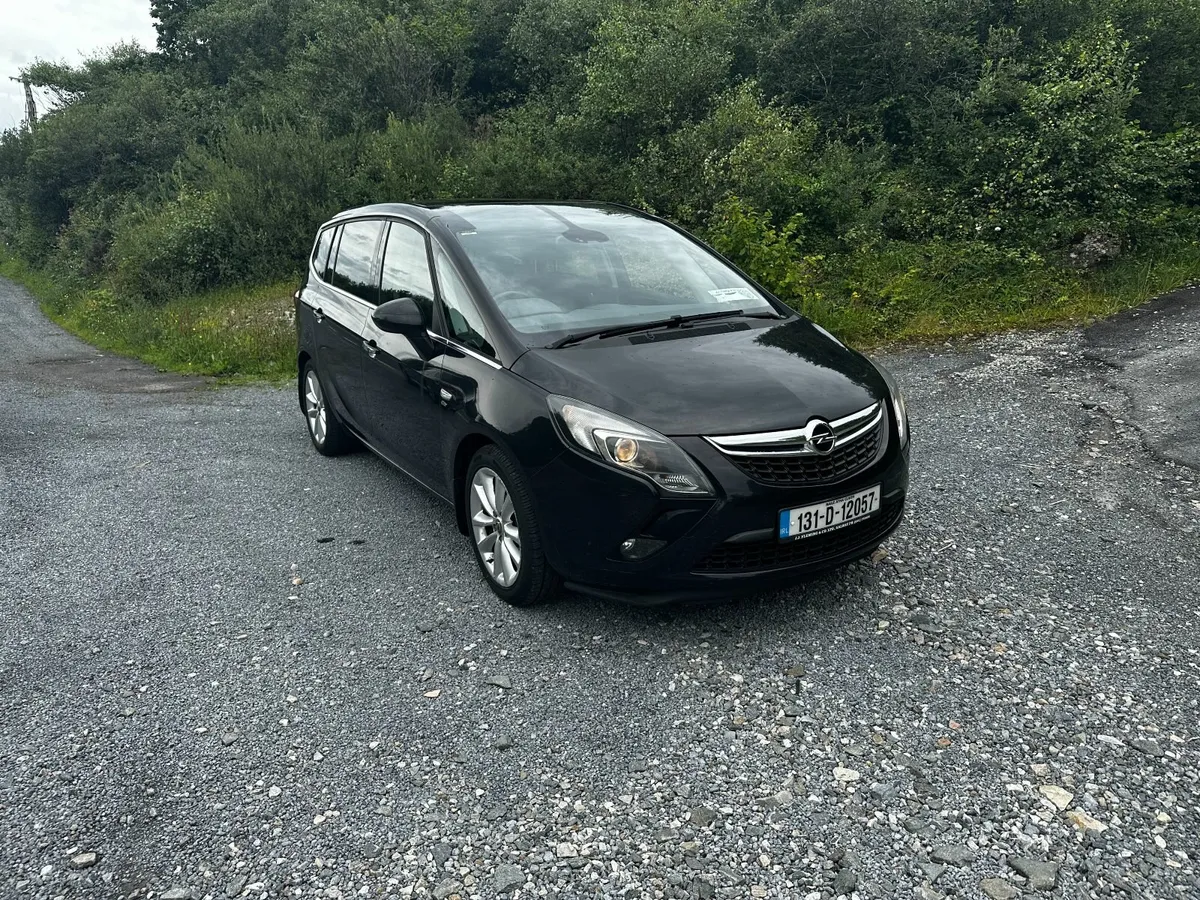Opel Zafira 2013 - Image 2