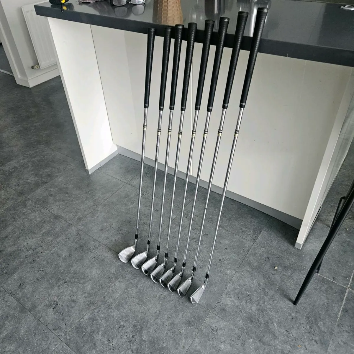 Titleist ap2 irons - Image 1