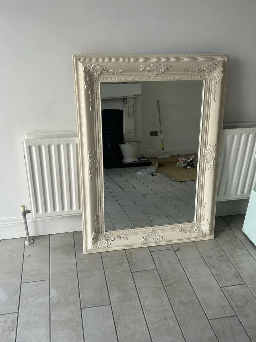 Mirror - Image 1