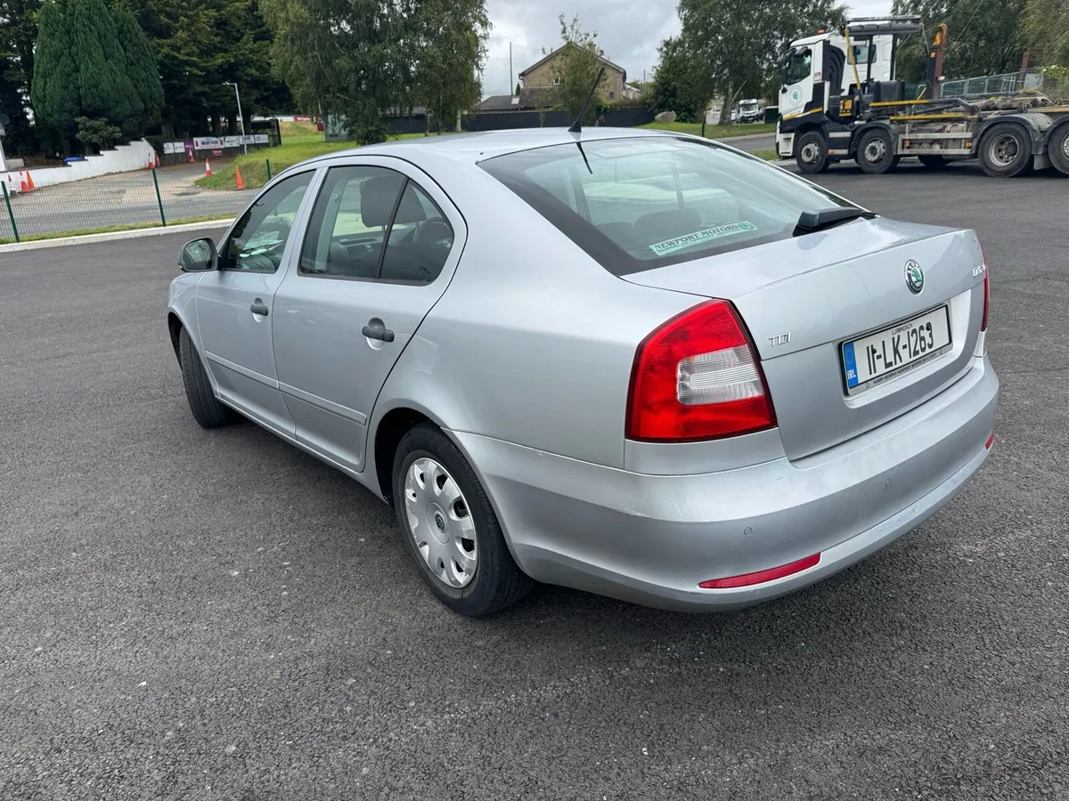 Skoda Octavia - Image 4