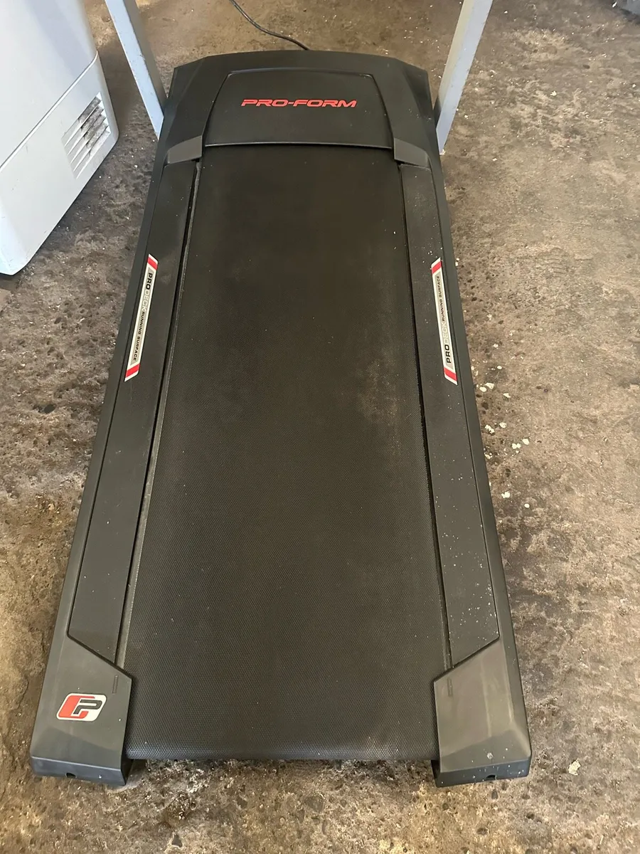Pro-form treadmill - Image 4