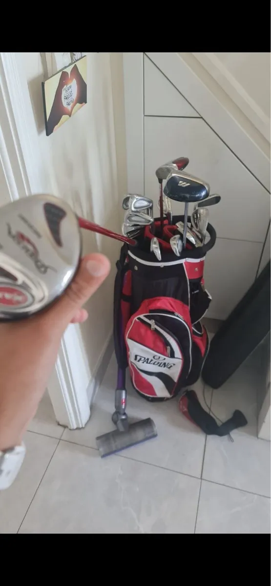 Cleveland Irons golf - Image 1