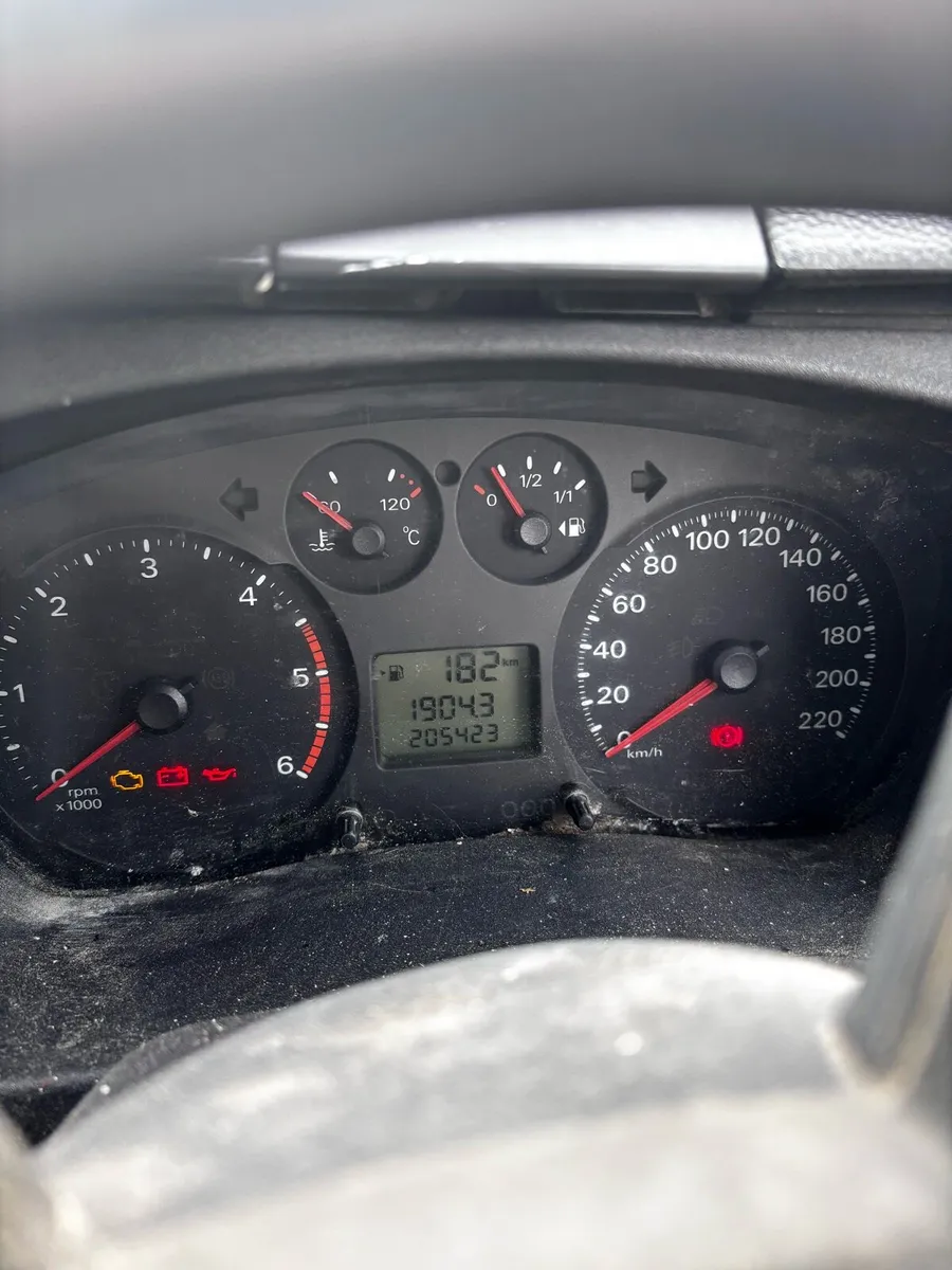 Ford Transit - Image 2
