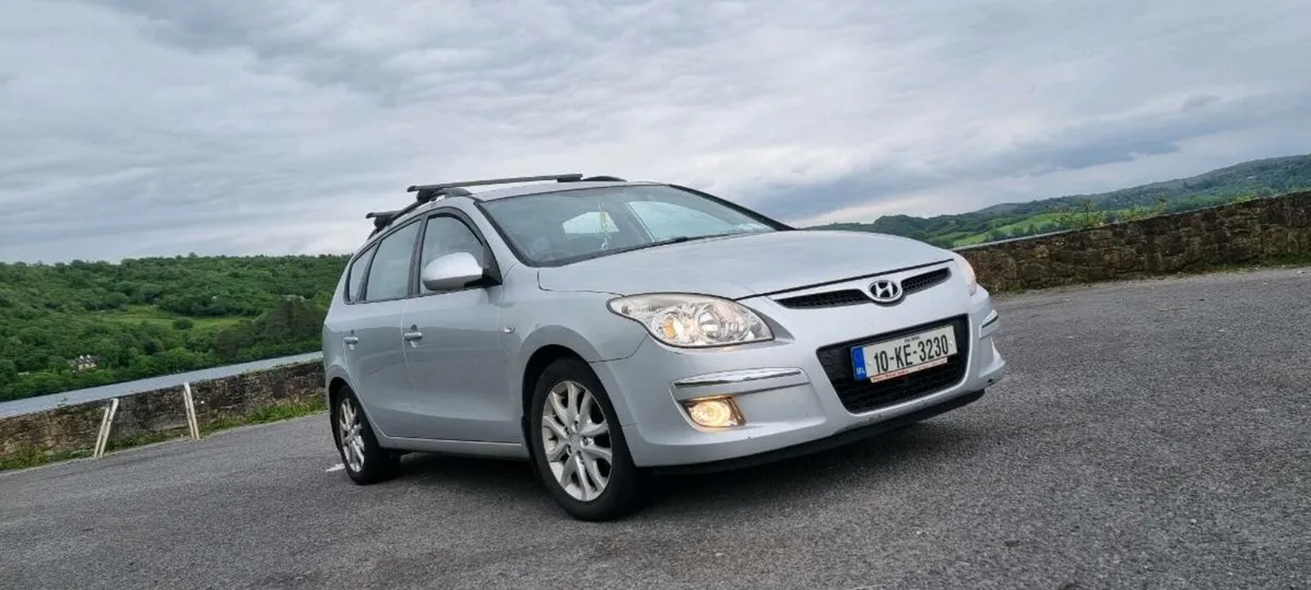 Hyundai i30 CW Estate Diesel - Image 4