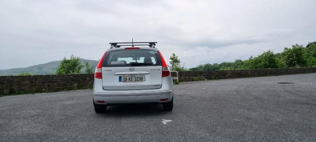 Hyundai i30 CW Estate Diesel - Image 4