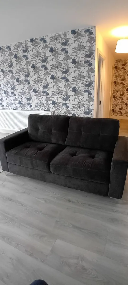 Couch - Image 1