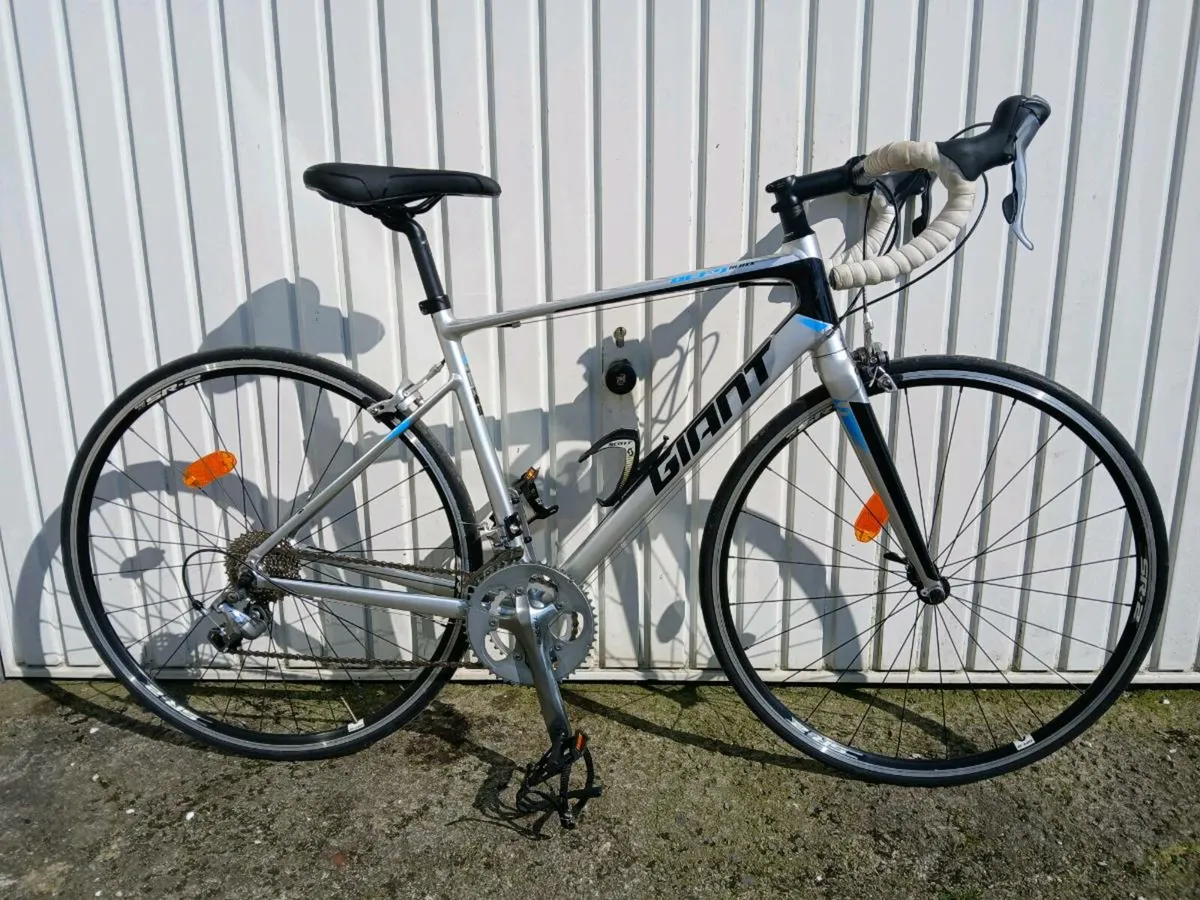 Large selection of road bikes - Image 4