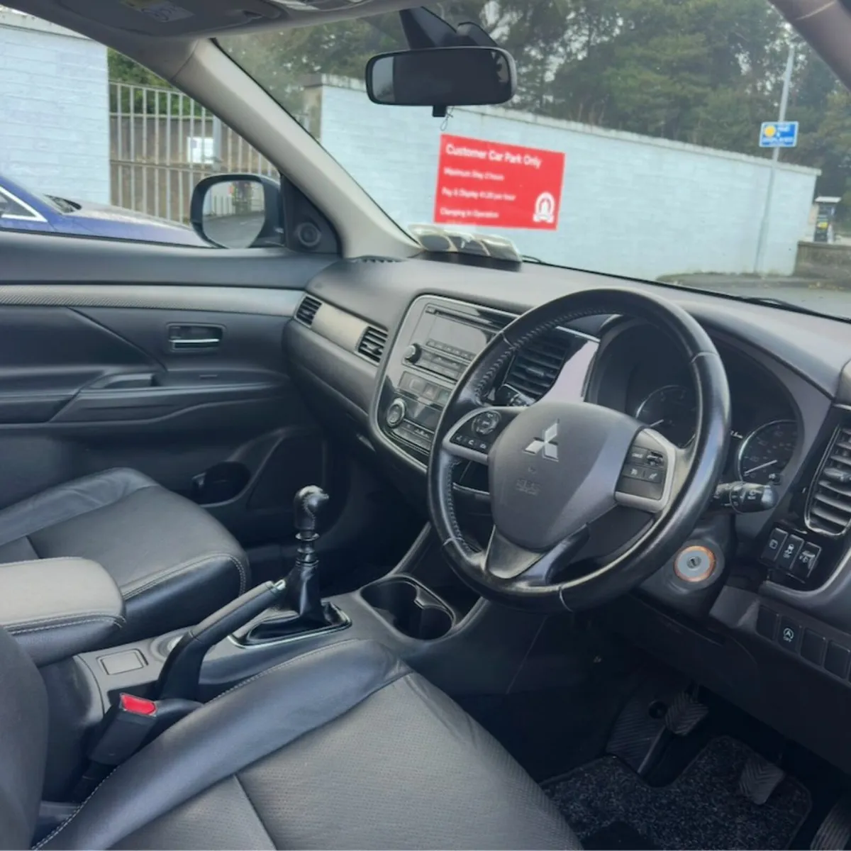 Mitsubishi Outlander 2014 - Image 4