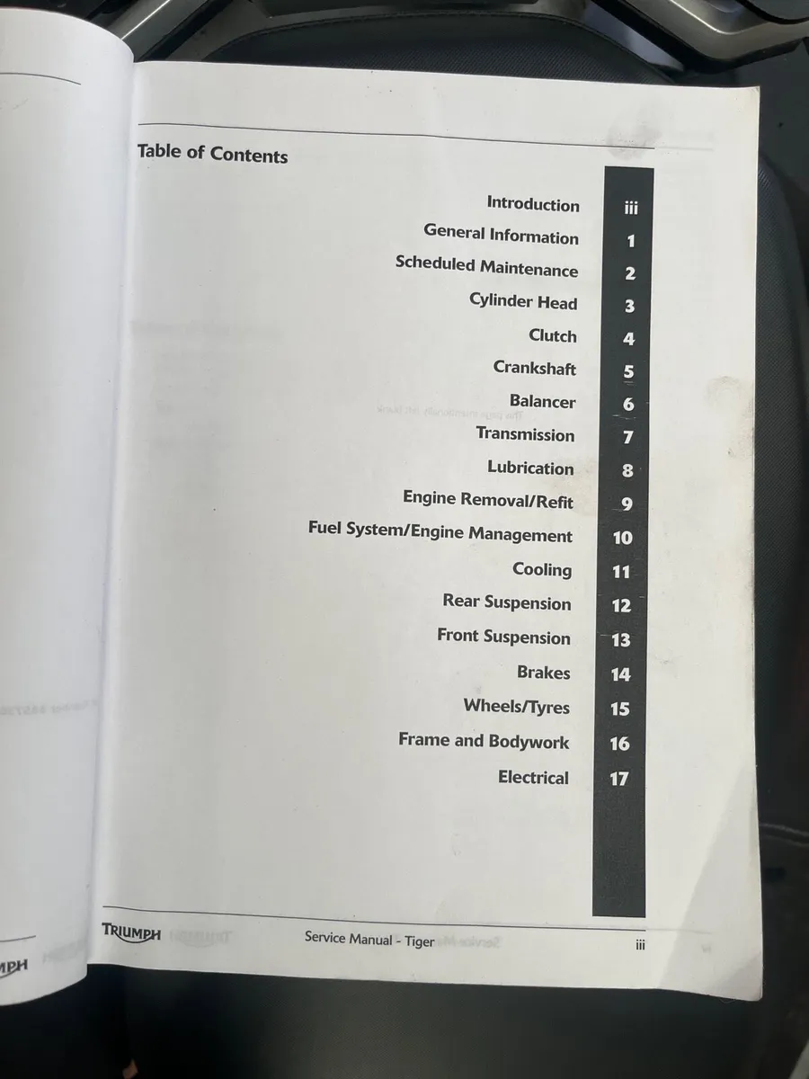 Triumph Tiger 1050se ABS 2x service manual - Image 2