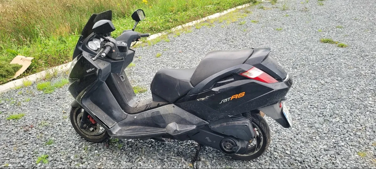 Peugeot Satelis 125cc 2010 - Image 2