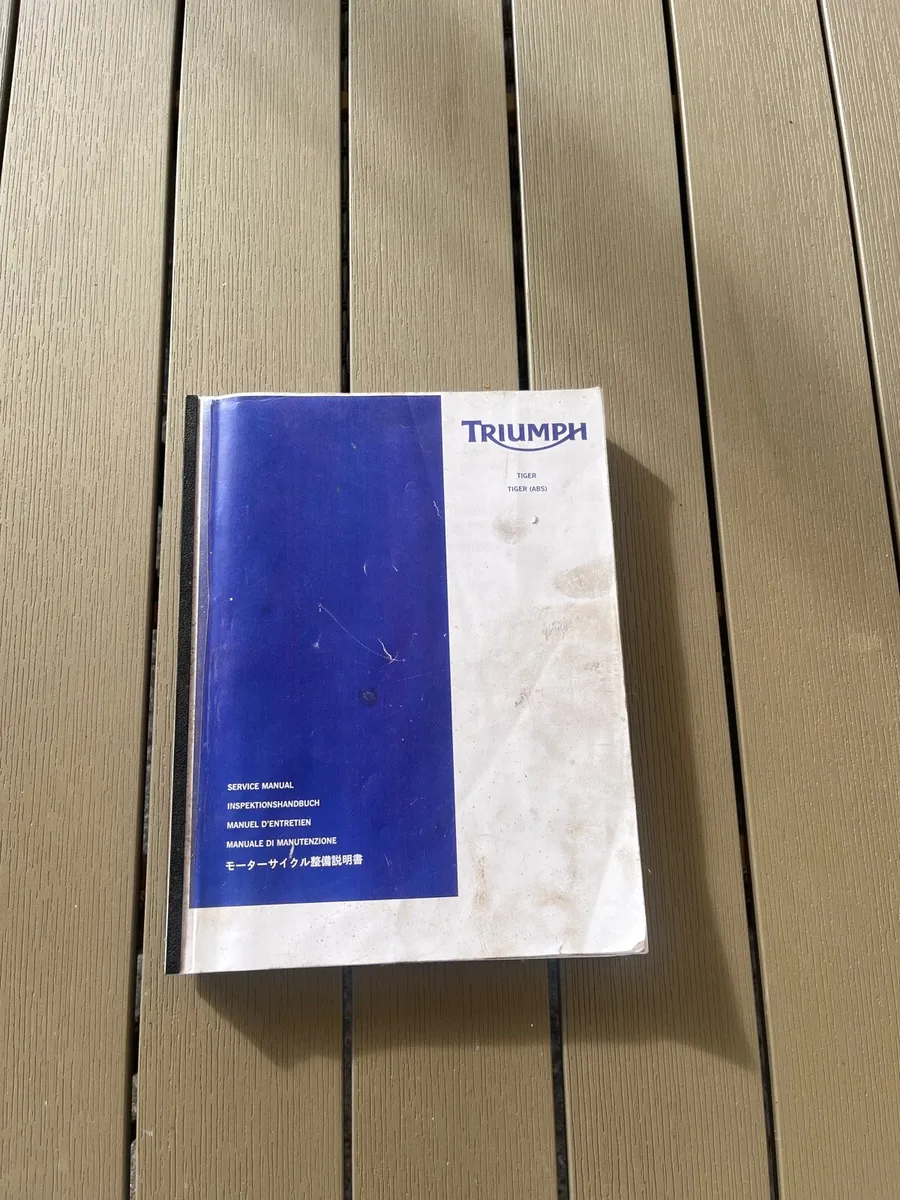 Triumph Tiger 1050se ABS 2x service manual - Image 1
