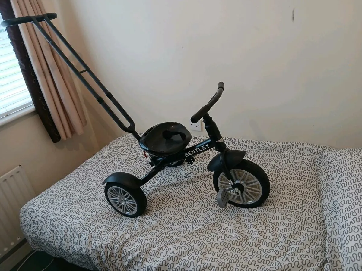 Kids Bentley tricycle - Image 1