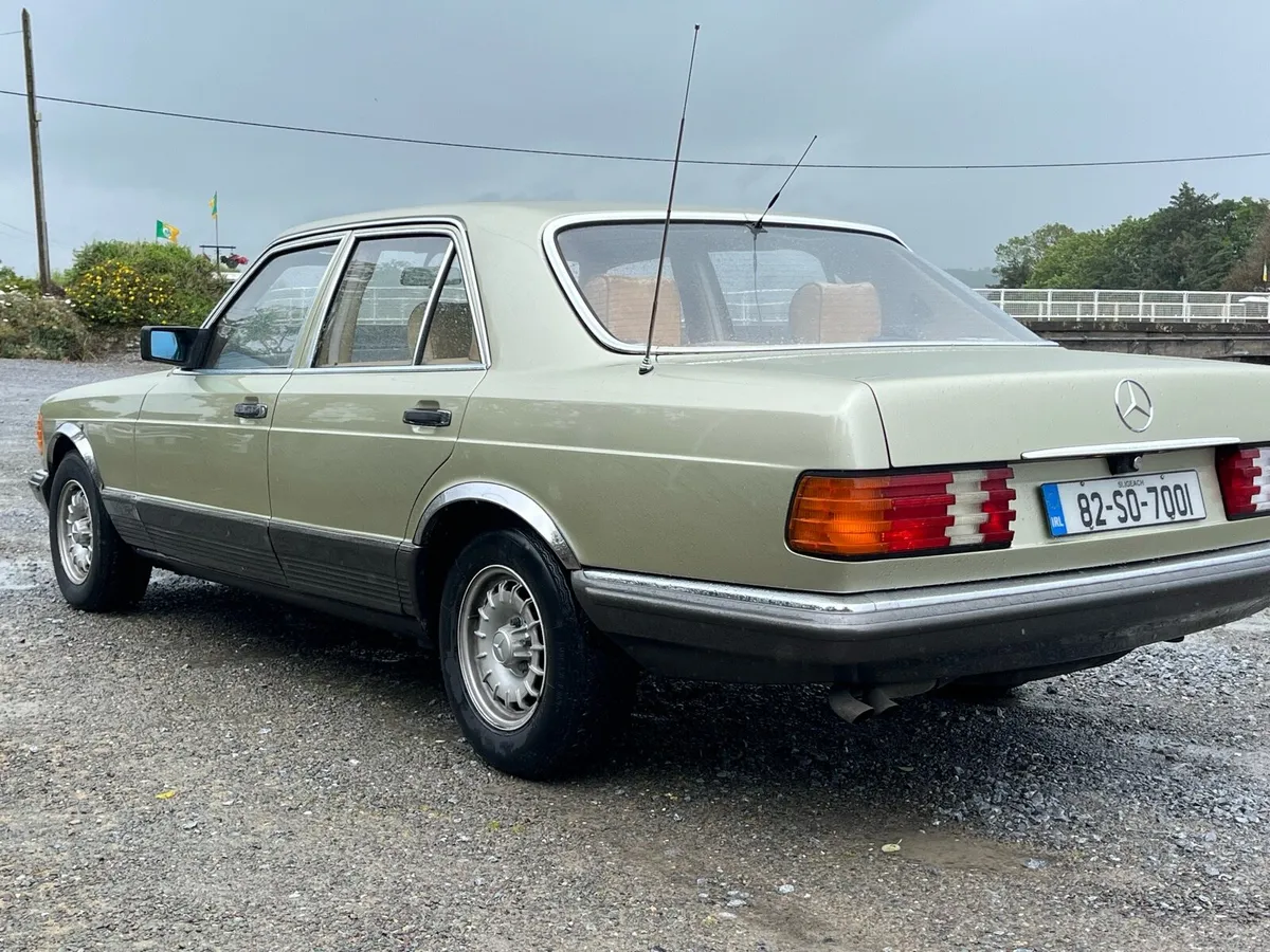 1982 Mercedes 280 se - Image 3