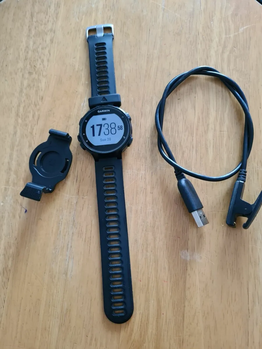 Watch Garmin Forerunner 735XT - Image 1