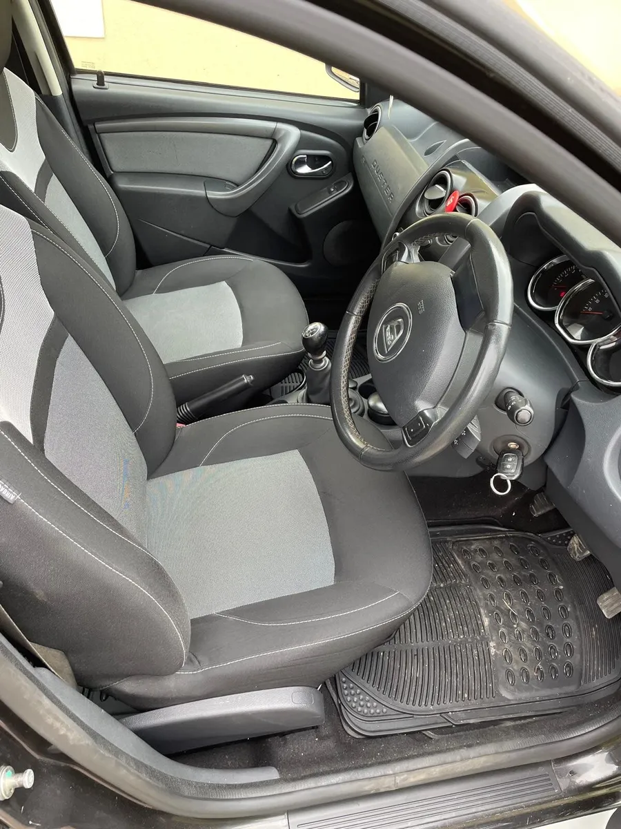 Dacia Duster 2017 - Image 2