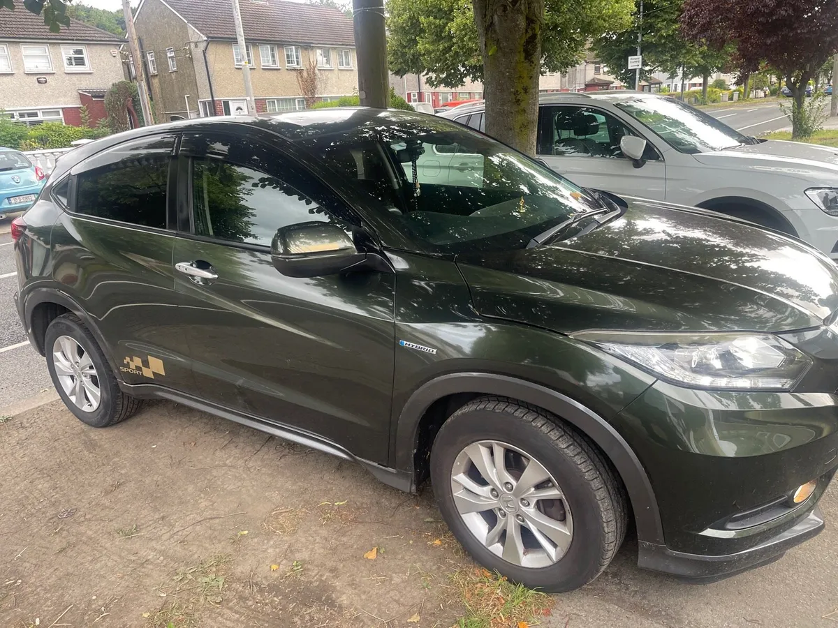 Honda Vezel 2015 - Image 2