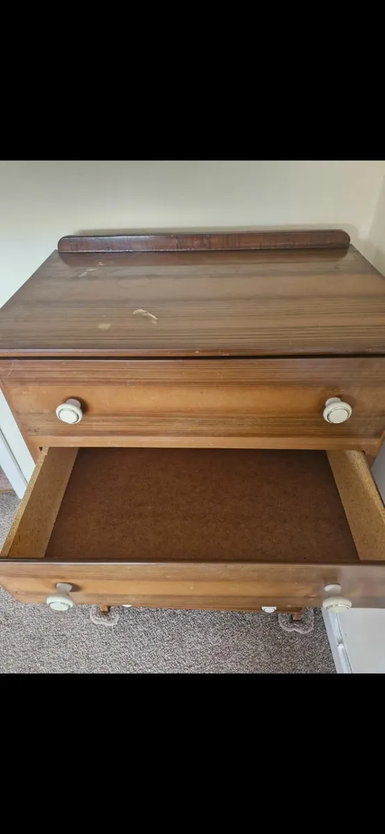 Chest of drawers - Image 2
