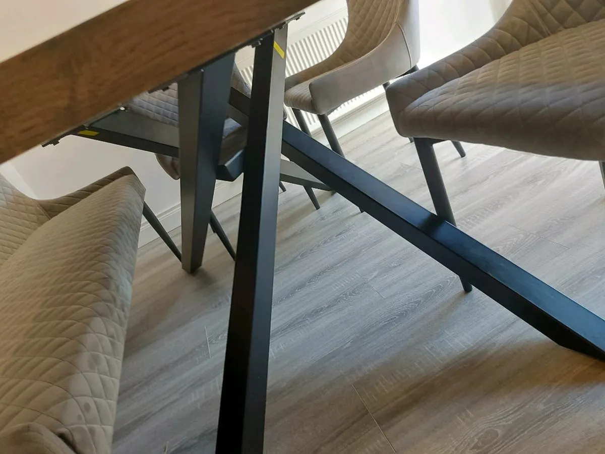Ez Living table - Image 4
