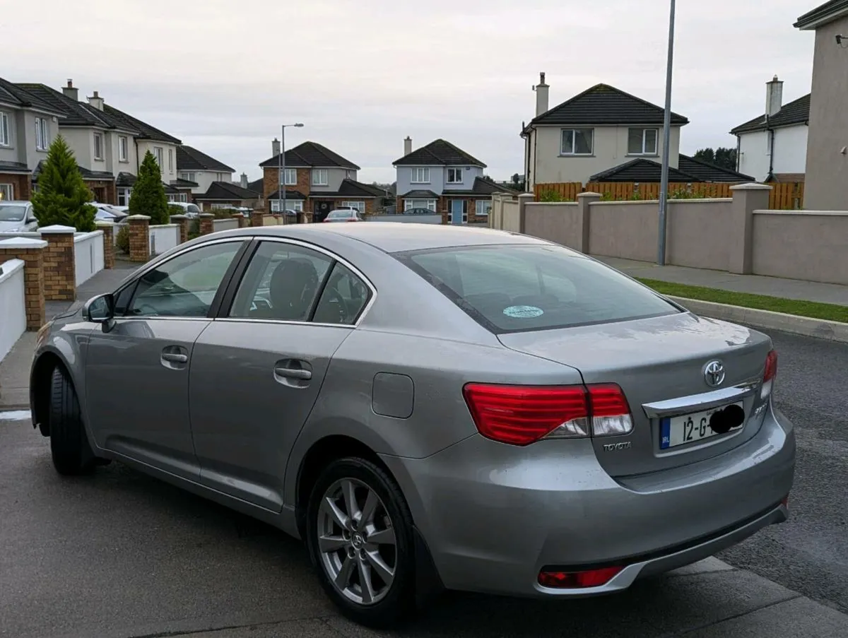 2012 Toyota Avensis Saloon - Image 3