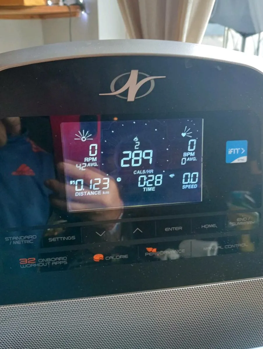 Nordictrack commercial vr21 recumbent bike - Image 3