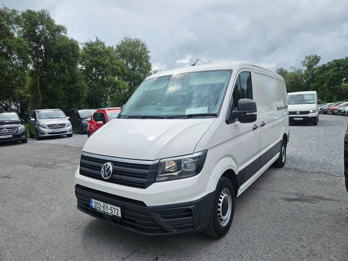 Volkswagen Crafter 30 MWB 140HP M6F 5DR - Image 3