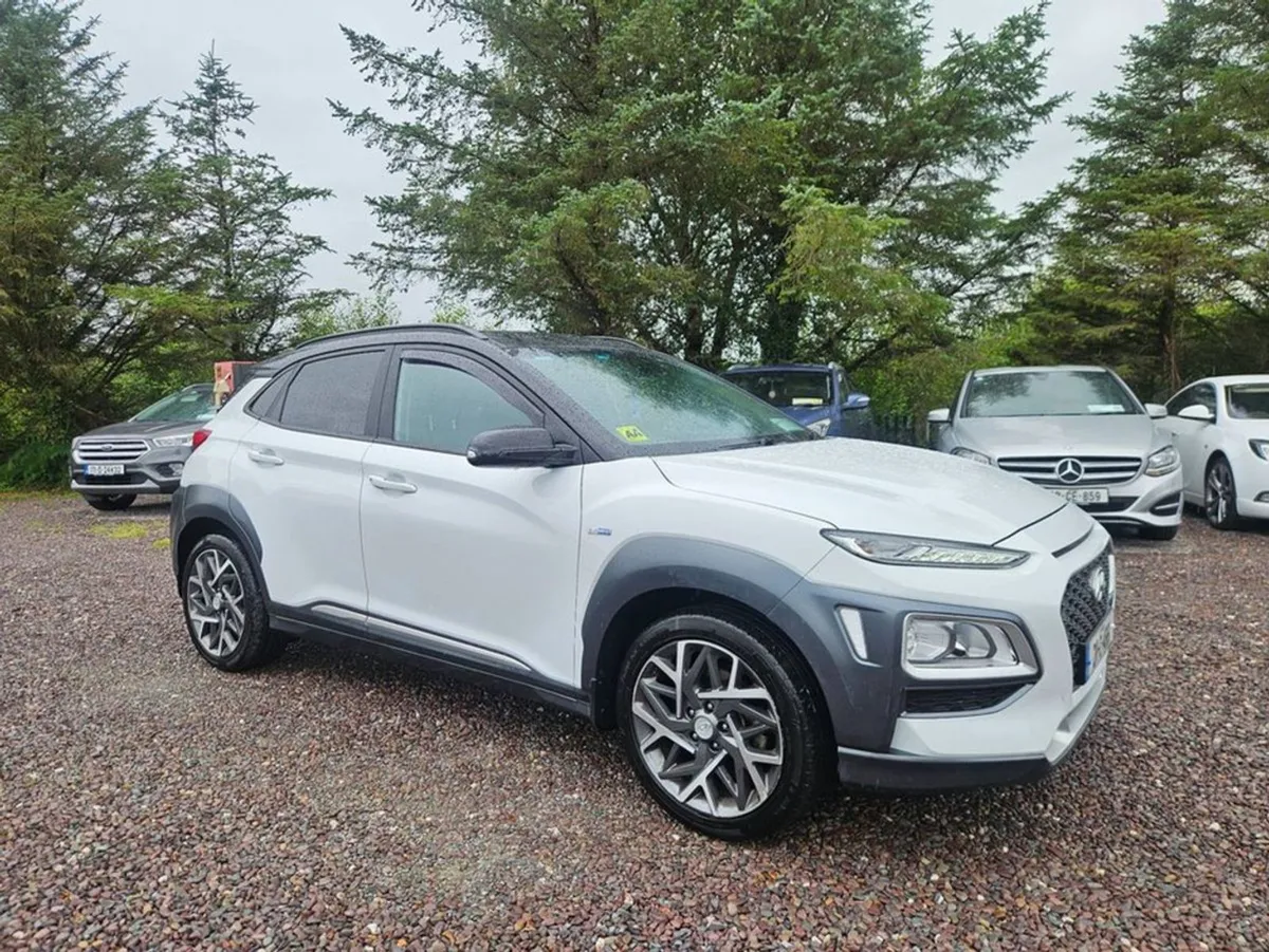 Hyundai Kona Kauai Executive Hybrid 2 Tone 5DR AU