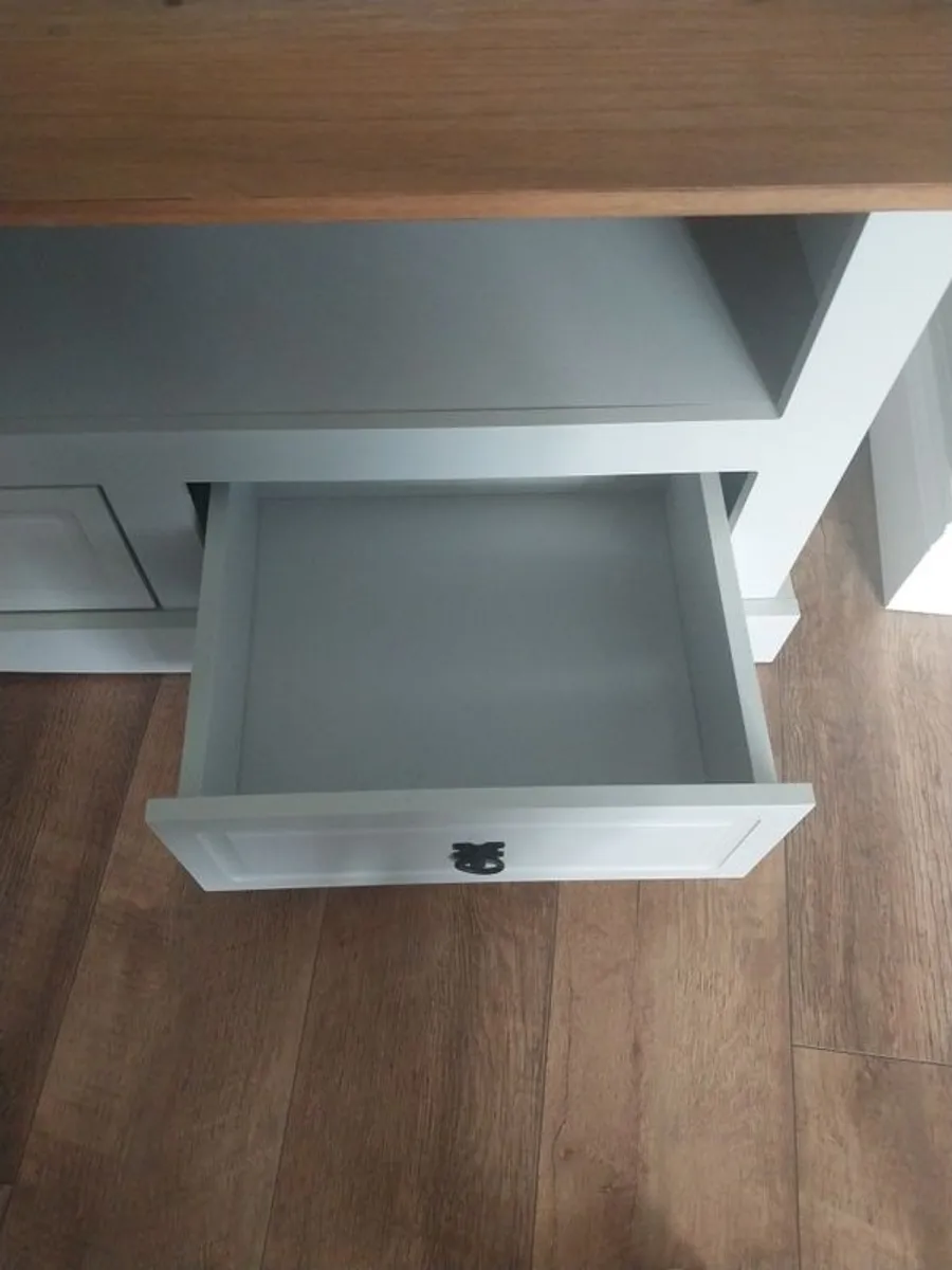 Tv stand - Image 3