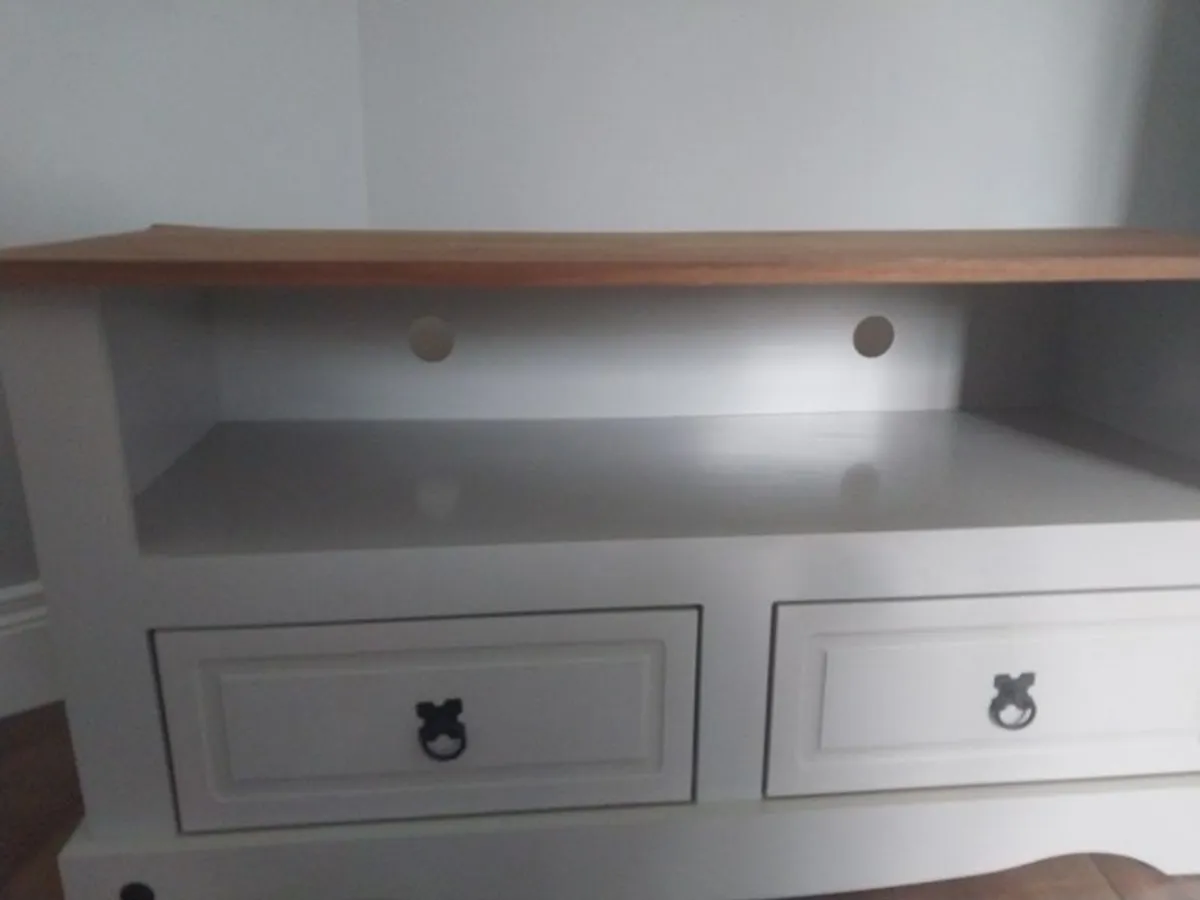 Tv stand - Image 4
