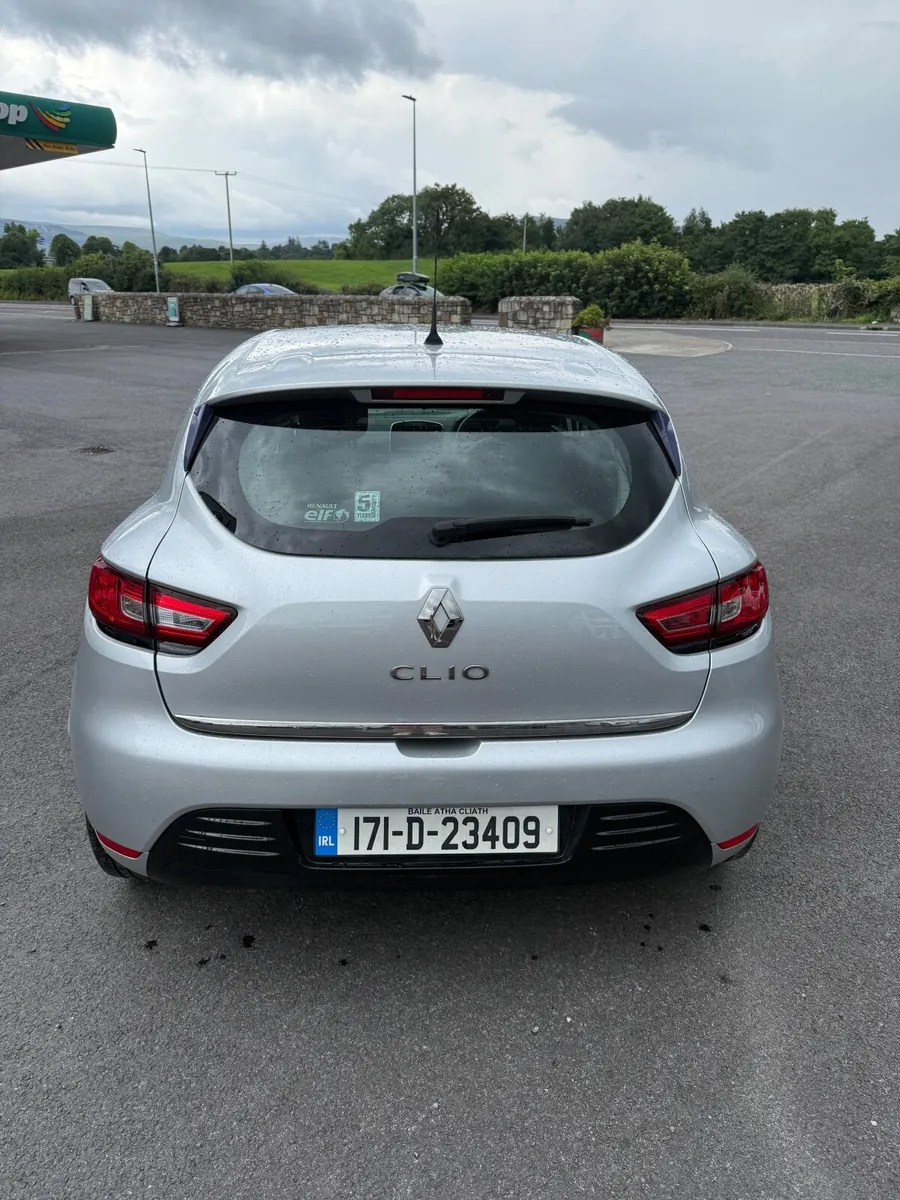 171 Renault Clio - Image 2