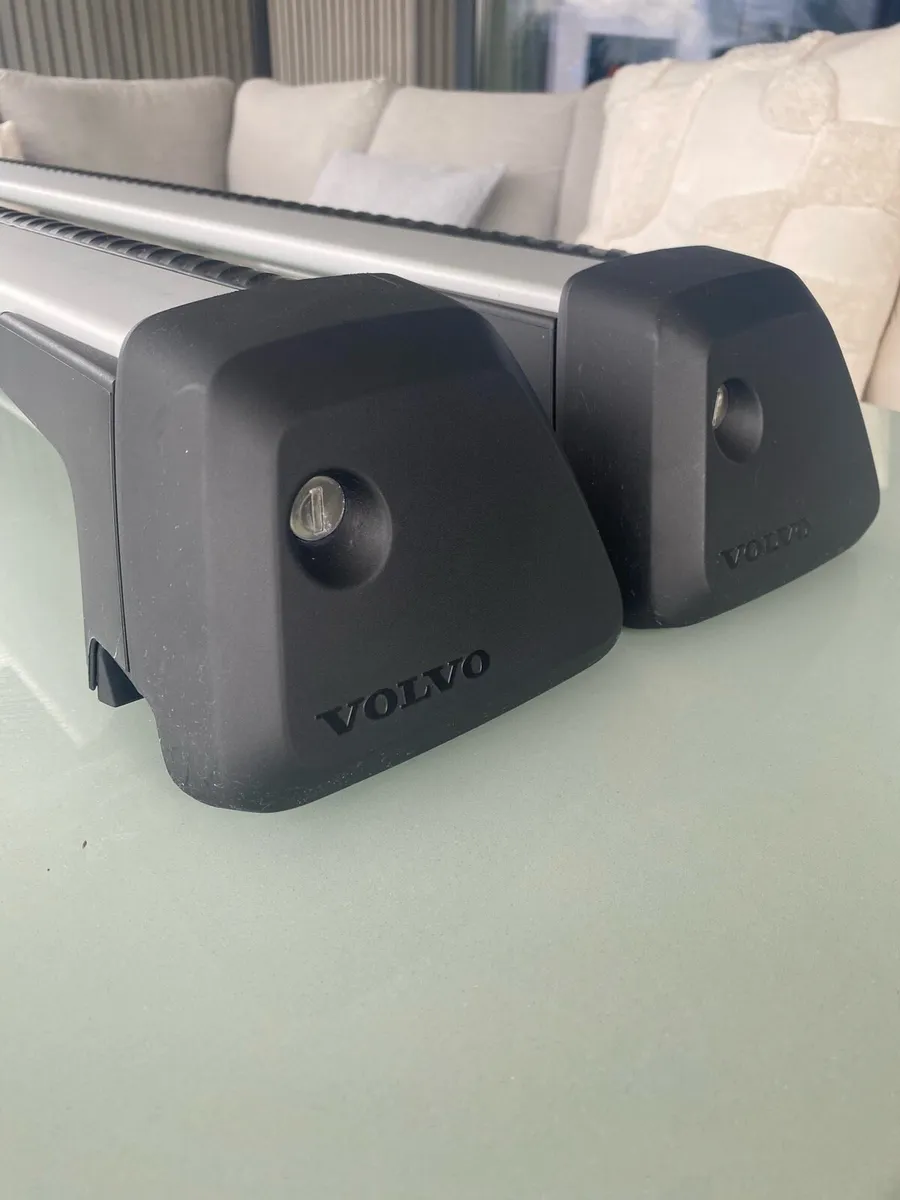 Genuine Volvo XC90 Roof Bars - Image 2