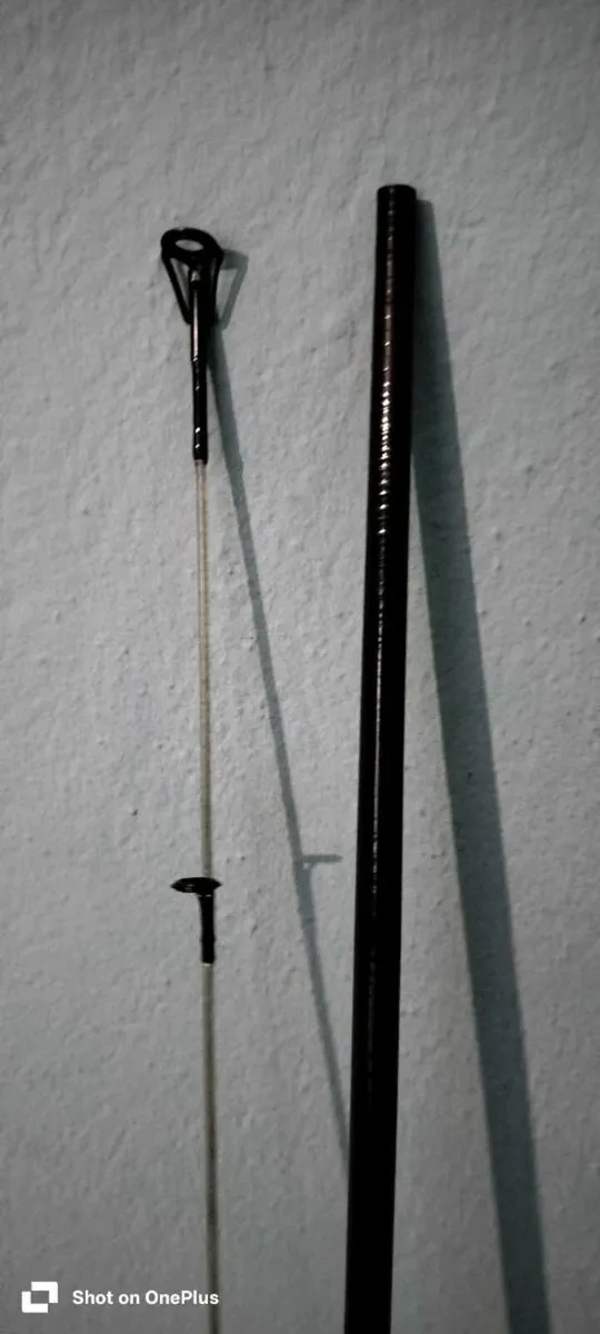 Vintage 9 foot ugly stick (like new) - Image 2