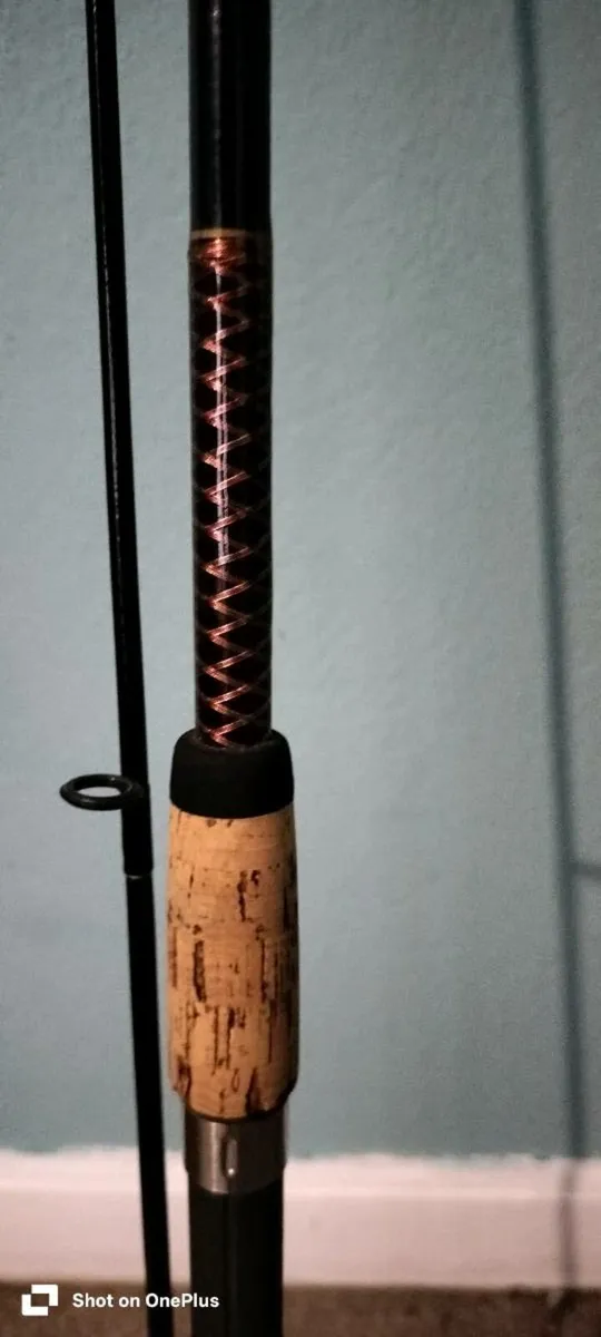 Vintage 9 foot ugly stick (like new) - Image 4