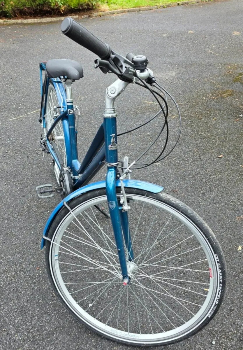 Raleigh pioneer ladies bicycle - Image 1