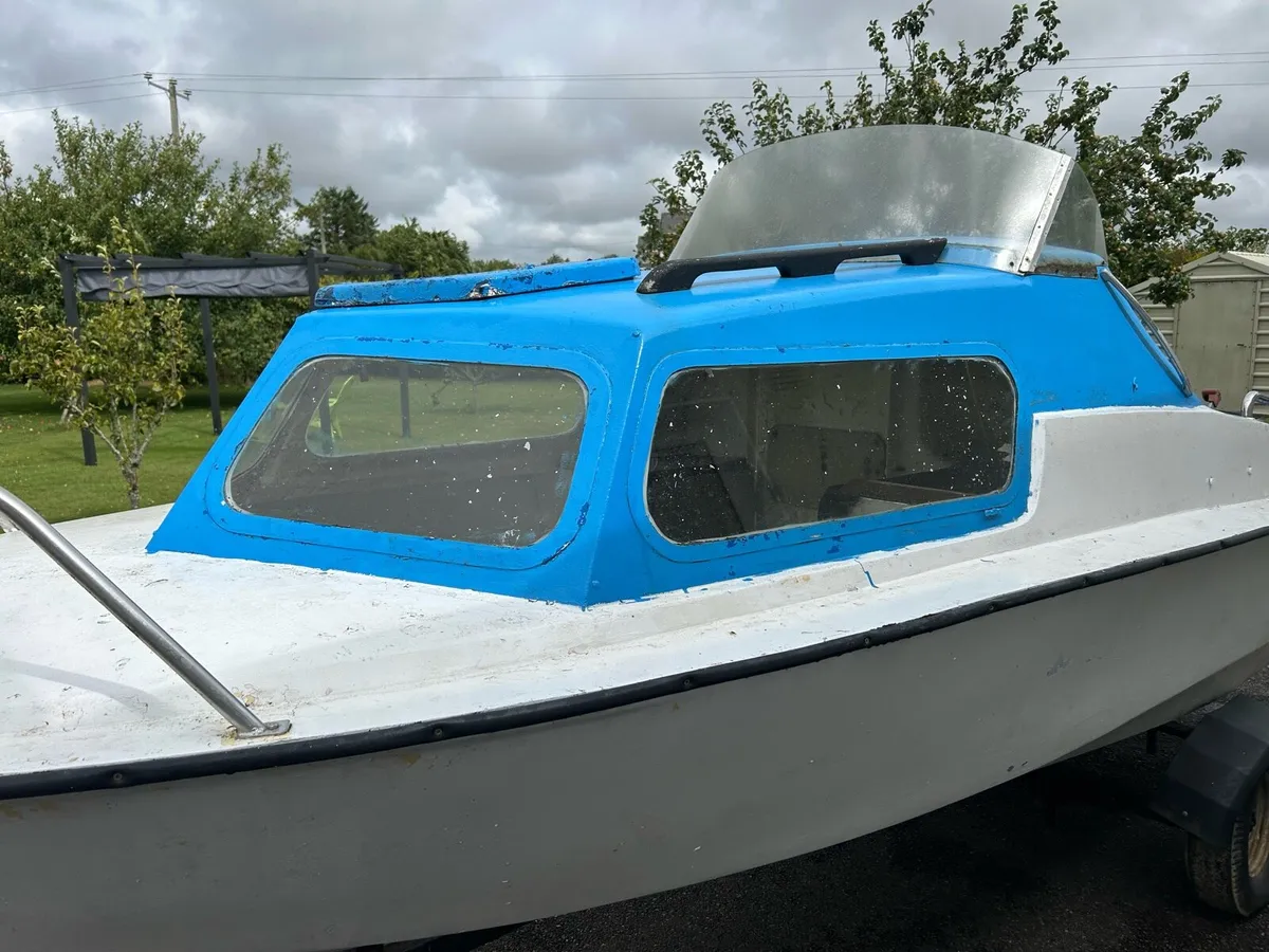Boat & Engine - Image 3