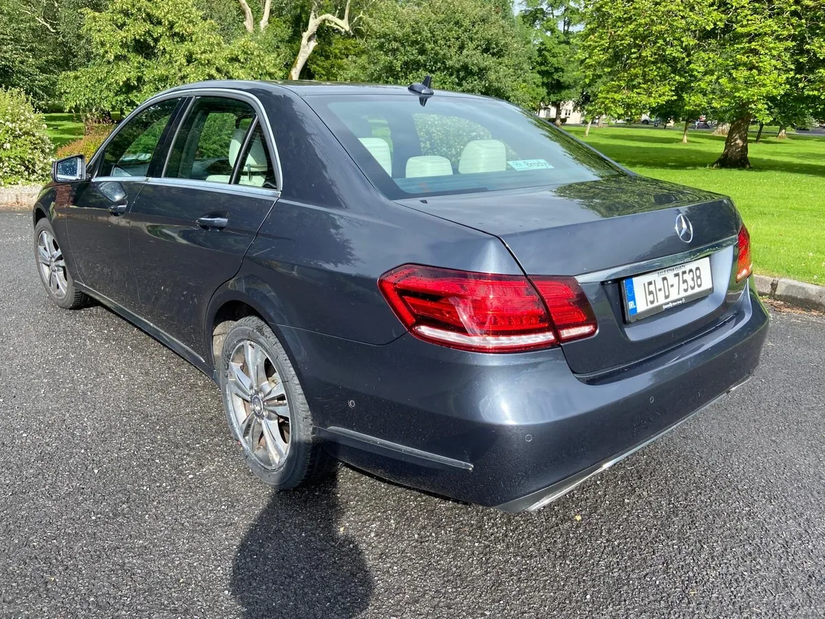 Mercedes-Benz E Class 220 Automatic - Image 2