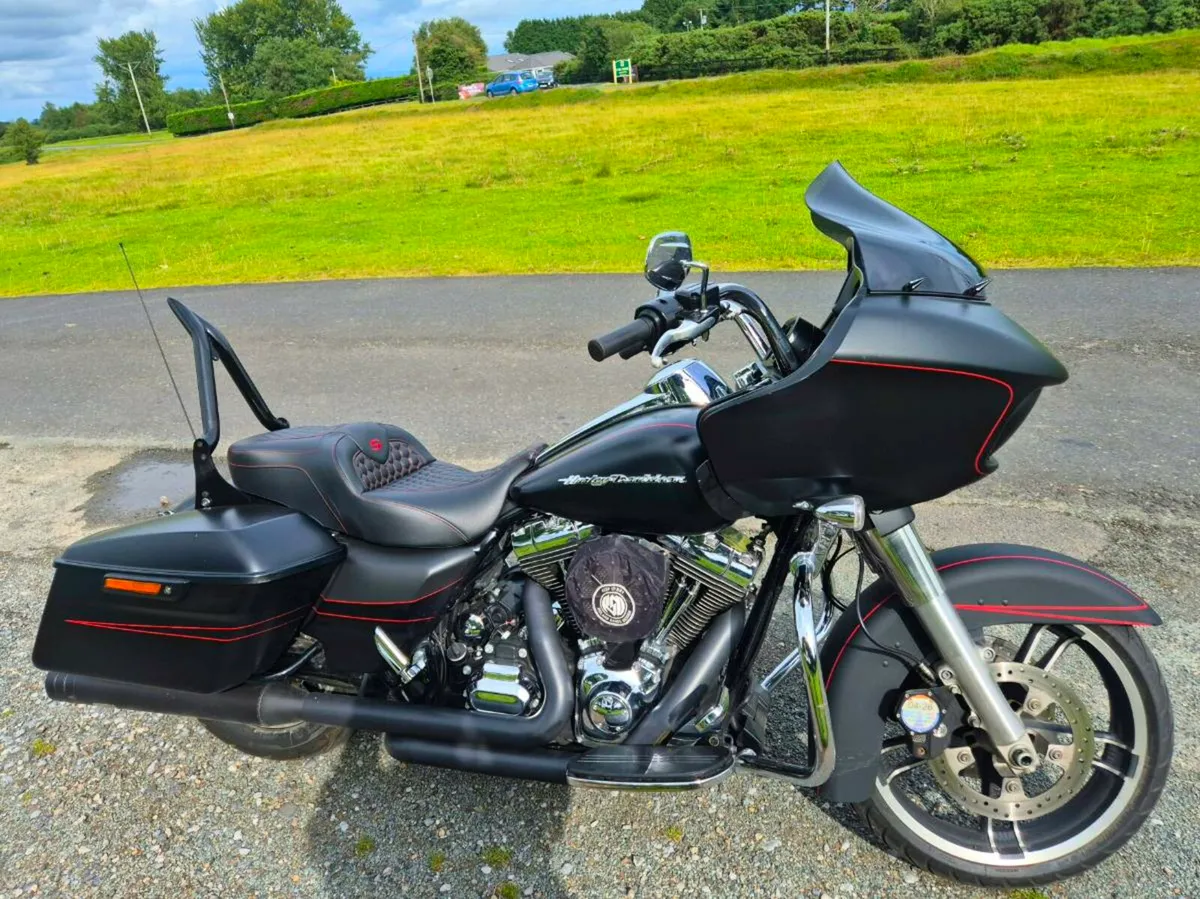 2019 Harley Road glide special. - Image 1