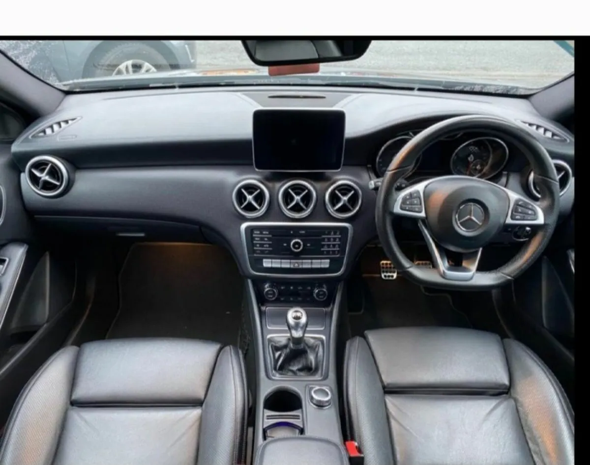 Mercedes-Benz A-Class A180 AMG Night Edition - Image 4