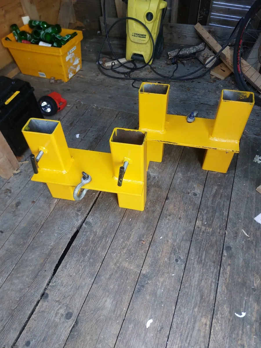Forklift lifting attachment - Image 2